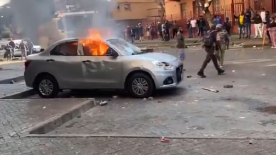 SANDF deployed after car torched in Hillbrow. eNCA