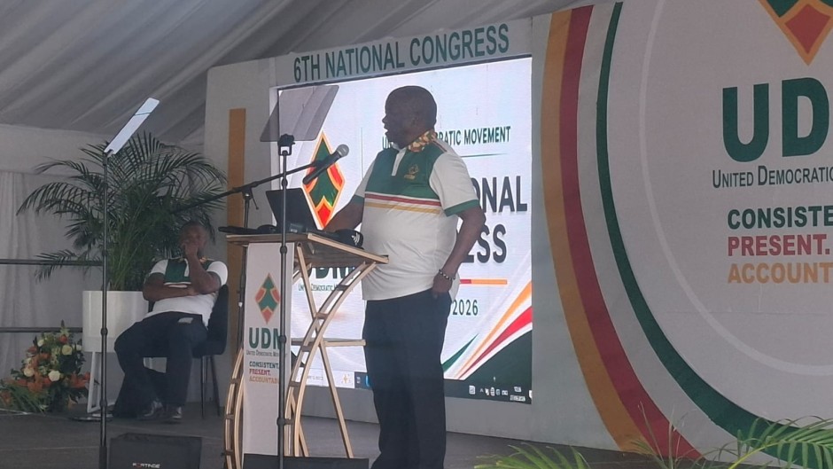 Bantu Holomisa