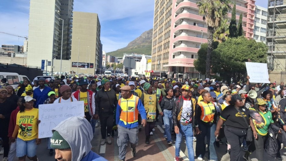 Khayelitsha residents take service delivery grievances to Parliament. Nobesuthu Hejana/eNCA