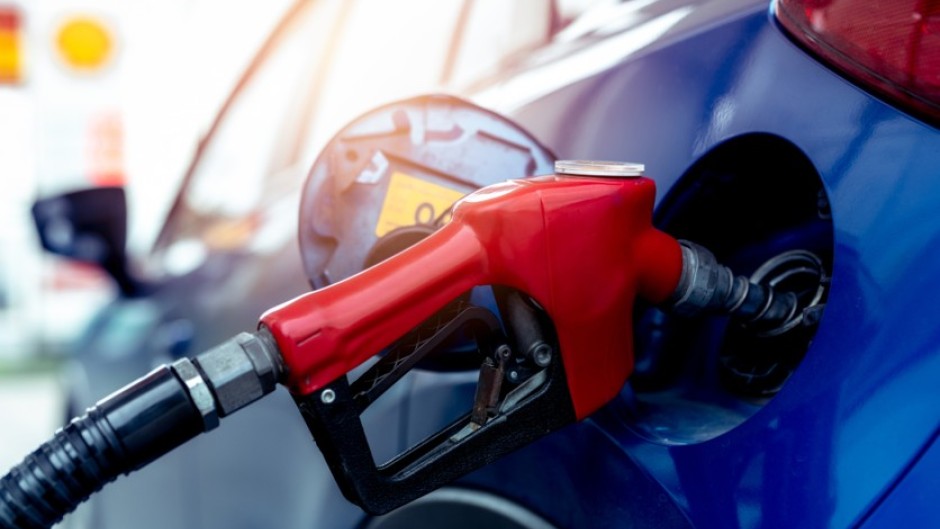 File: A car filling up at a petrol station. GettyImages/Fahroni