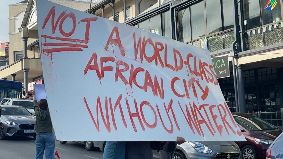 Several communities in and around Johannesburg are battling persistent water disruptions and low supply. eNCA/Naomi Kobbie