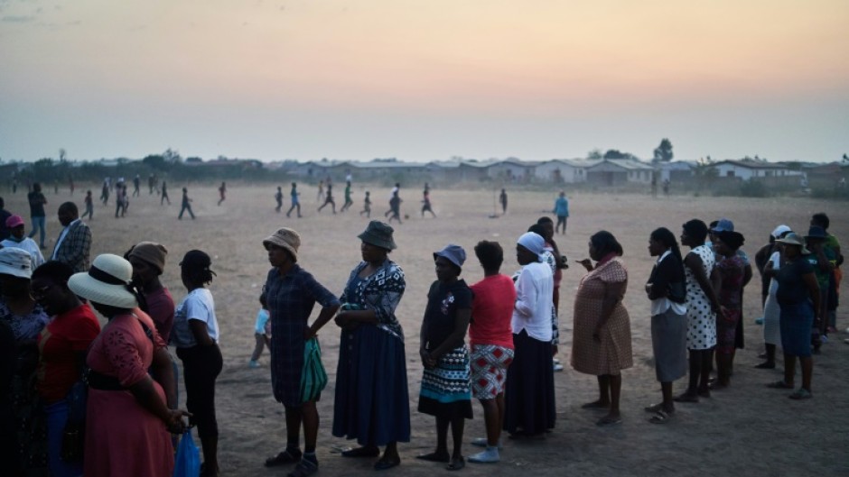 Voters queued to cast their ballots at a polling station in Bulawayo