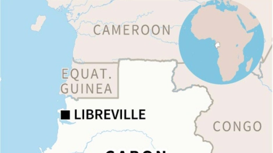 The address was read by an officer flanked by a group of a dozen army colonels, members of the elite Republican Guard and regular soldiers