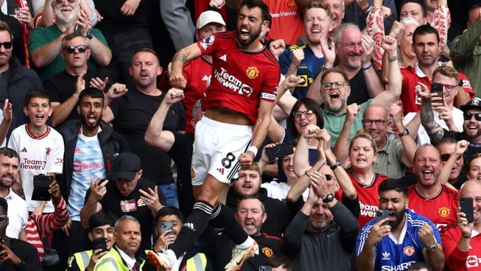 Can Manchester United captain Bruno Fernandes inspire his side to a win at Arsenal?