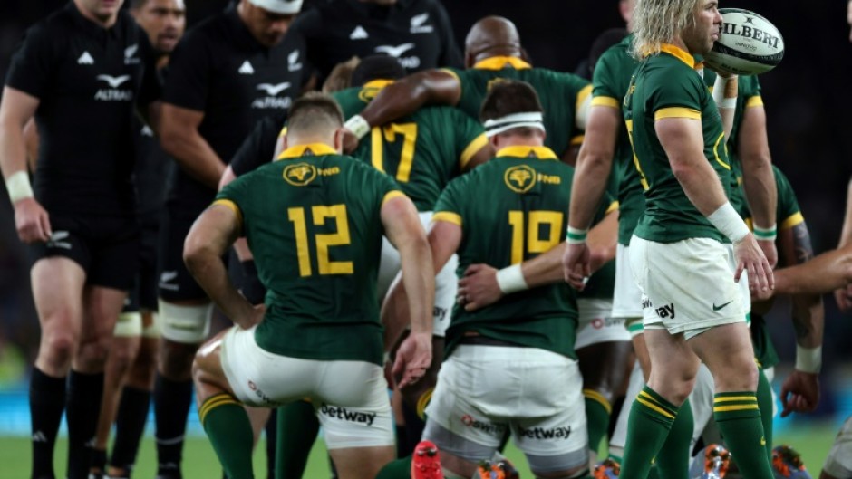 South Africa changed seven of their eight-man pack after 47 minutes against New Zealand