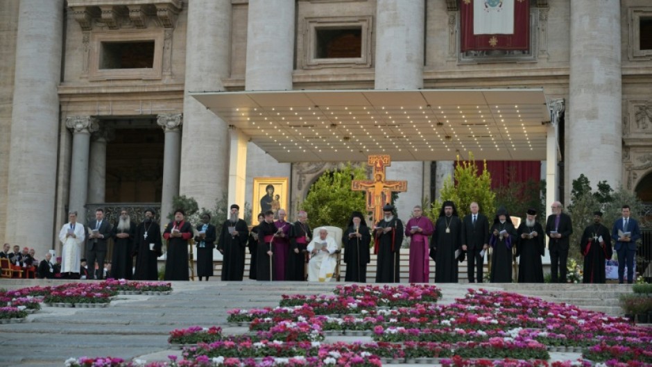 The ceremony brought together around 20 religious leaders, including the Anglican, Pentecostal, Evangelical and Lutheran movements