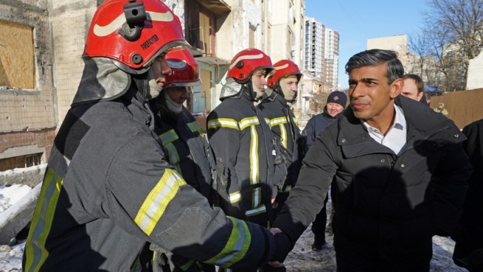 Sunak met firefighters tackling the aftermath of Russian attacks