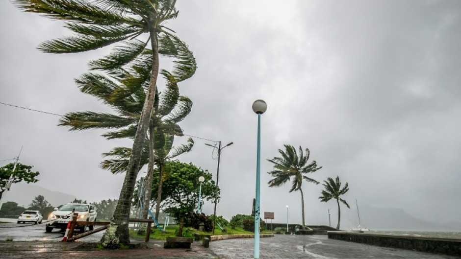 Belal has left thousands without power in Mauritius   