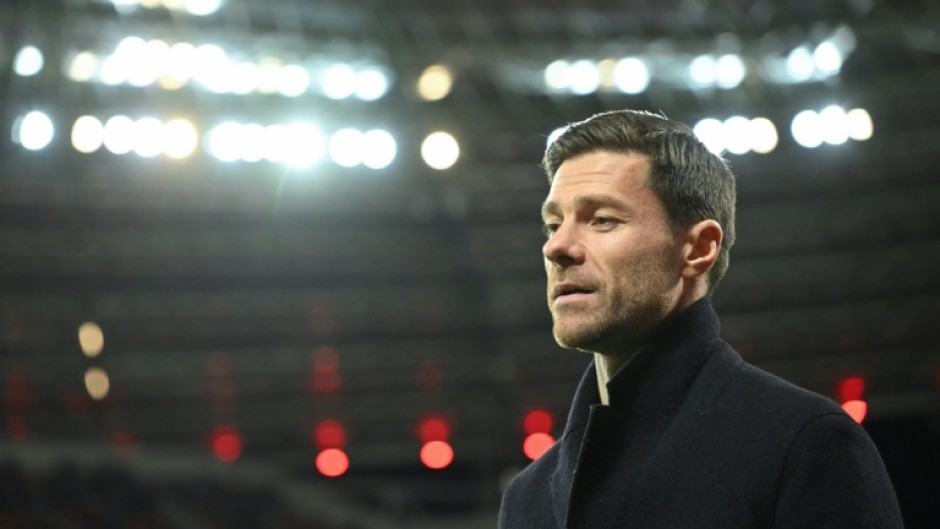 Bayer Leverkusen coach Xabi Alonso said links to Bayern Munich and Liverpool were "just speculation".