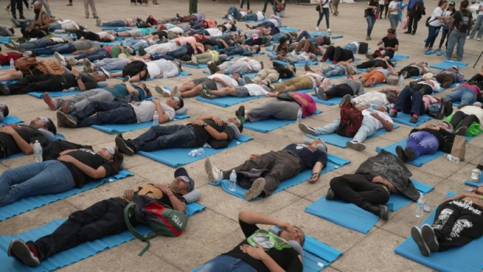 Mexicans nap together on World Sleep Day