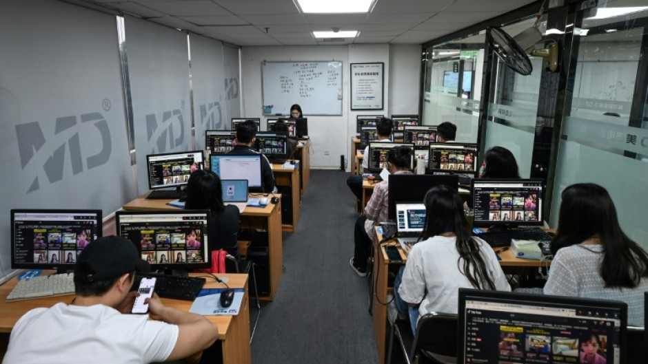 Guangzhou-based Mede is one of many organisations running classes on international e-commerce