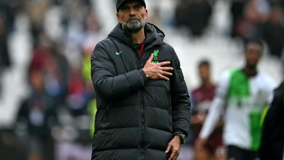 Liverpool manager Jurgen Klopp gestures to fans after his team's 2-2 draw against West Ham