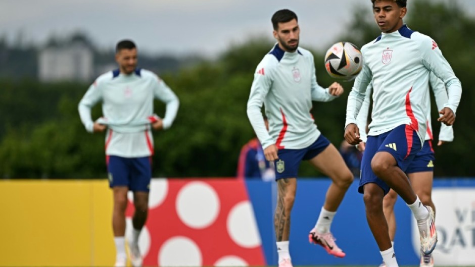 Lamine Yamal (R) with his Spain teammates at training in southern Germany on Saturday, before their departure for Berlin