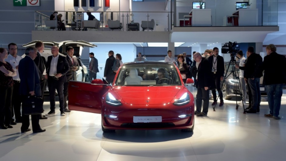An online survey in Sweden showed men aged between 35 and 49 years old remain 'relatively positive' toward Tesla