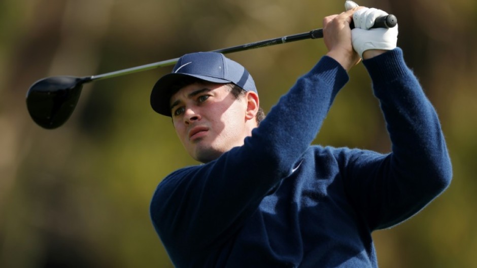 American Davis Thompson fired a six-under par 66 to grab a one-strok lead after the second round of the PGA Genesis Invitational