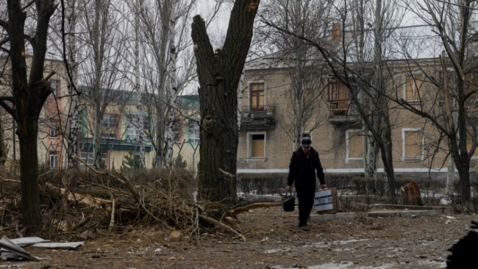 Russian forces have escalated their attacks on eastern Ukraine despite mounting rhetoric from Washington and Moscow over peace