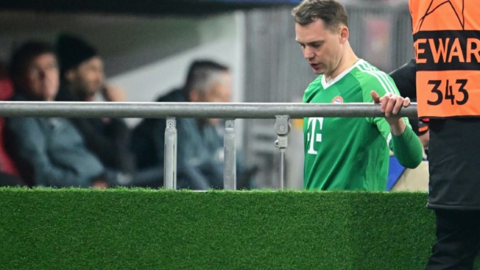 Bayern Munich goalie Manuel Neuer was subbed out after injuring his calf on Wednesday