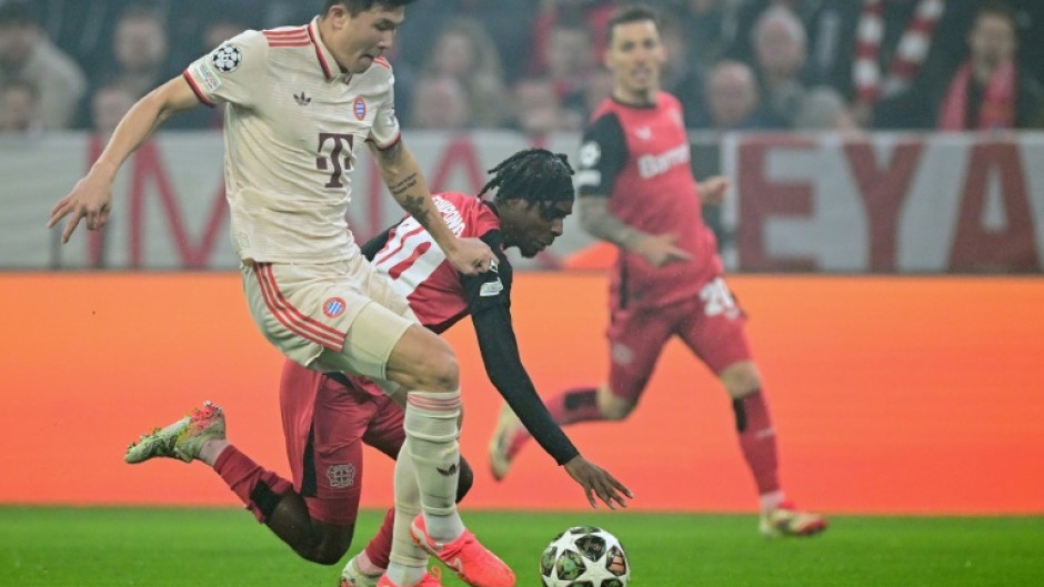 Kim Min-jae (L) will miss several weeks of action for Bayern Munich after picking up an Achilles tendon injury