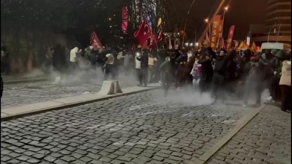 Police fired rubber bullets and water cannon against protesters in Ankara