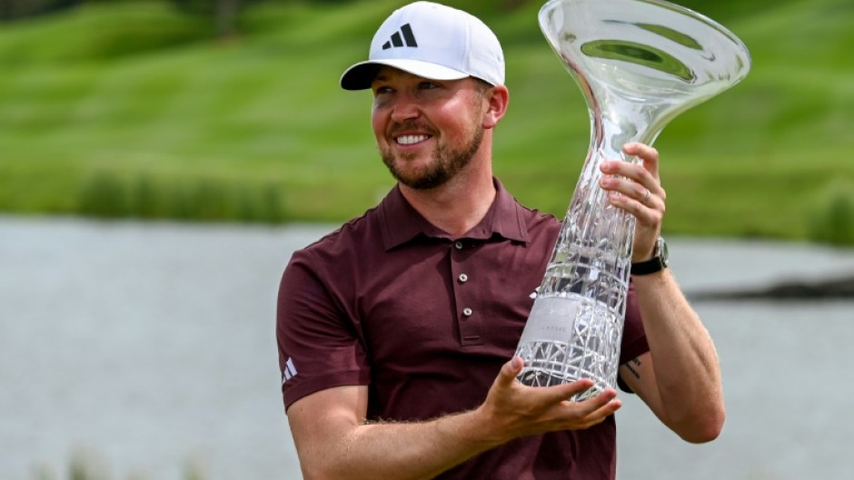 England's Richard Mansell won in Singapore