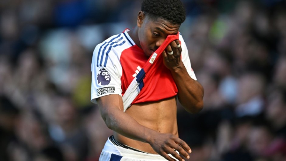 Arsenal's Premier League title challenge stumbled once more in a 1-1 draw at Everton