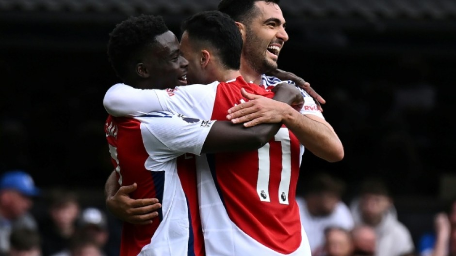 Gabriel Martinelli (centre) was on target as Arsenal beat Ipswich 4-0
