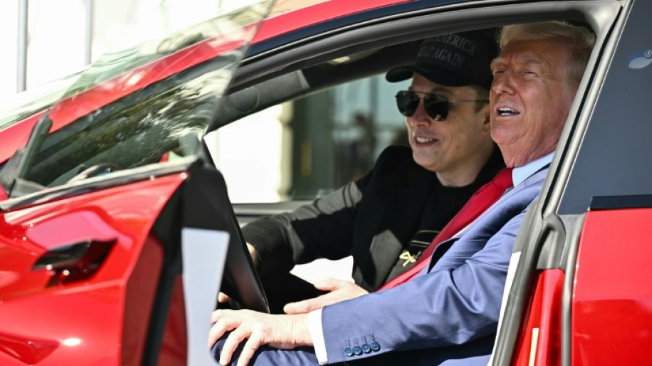 After coordinating closely with US President Donald Trump for months, Tesla chief executive Elon Musk says he intends to scale back his work with the administration to focus more on his electric vehicle company