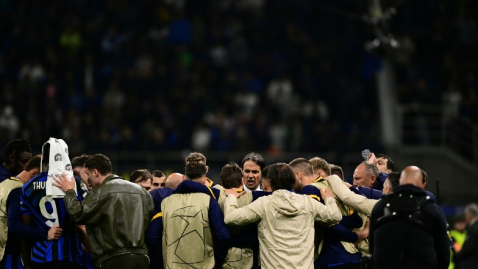 Simone Inzaghi (C) has guided Inter Milan to the Champions League final