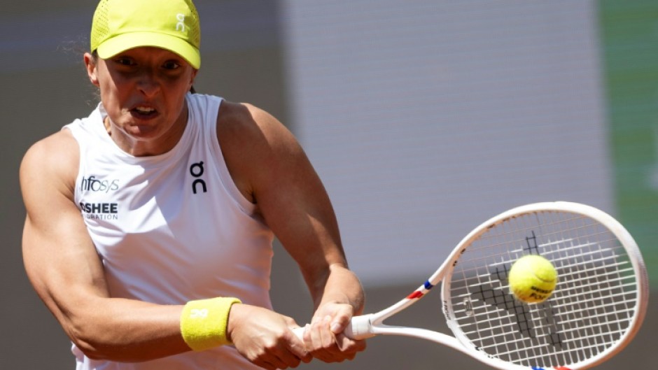 Iga Swiatek made short work of her Italian opponent