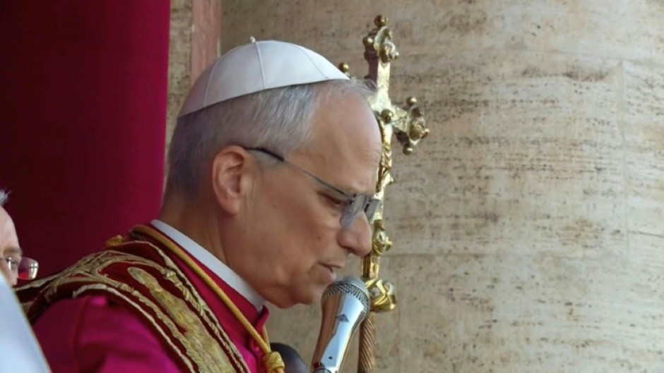 Pope Leo XIV appeals for peace to 'all peoples' in first address