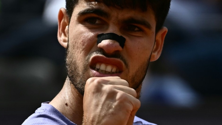 Carlos Alcaraz beat Jack Draper to reach the semi-finals of the Italian Open on Wednesday