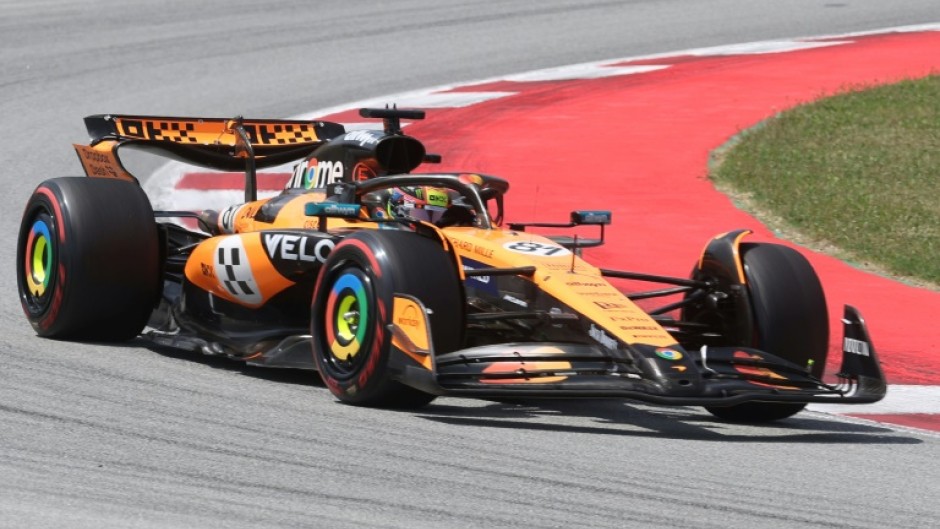 McLaren's Australian driver Oscar Piastri now has a 10-point lead in the drivers' championship