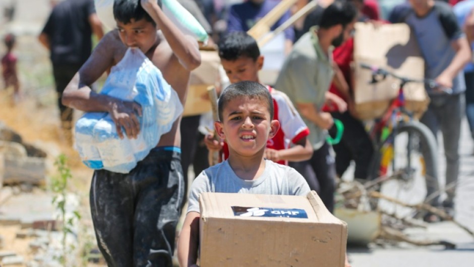 Aid centres in hunger-wracked Gaza will temporarily close on Wednesday