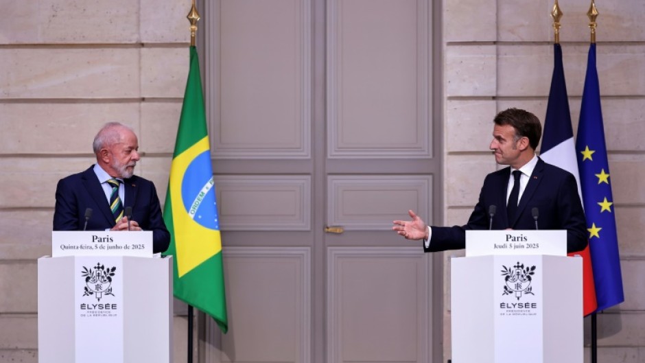 Brazil's President Luiz Inacio Lula da Silva and his French counterpart Emmanuel Macron remain divided on trade issues