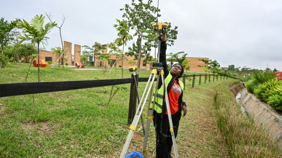 The project to overhaul the landfill and create an urban park has created 750 direct and indirect jobs
