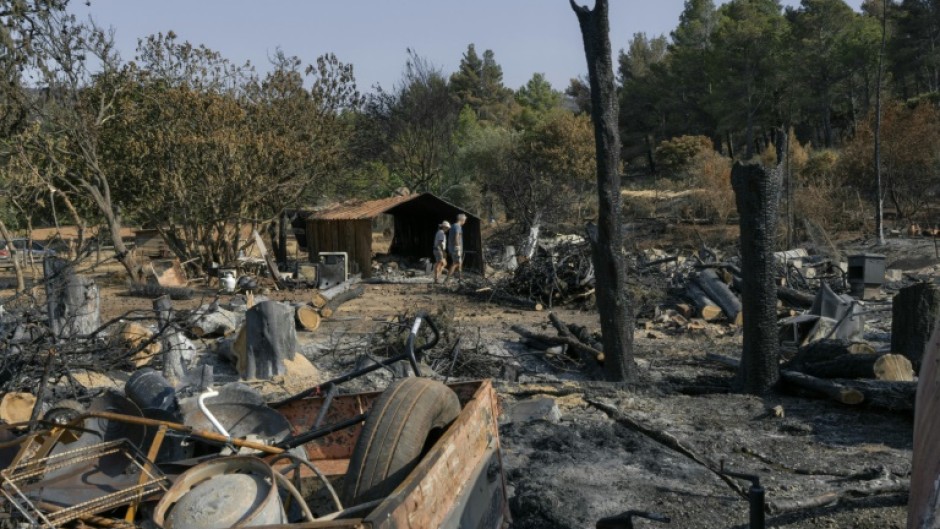 Hot, dry winds and a heatwave make for challenging conditions