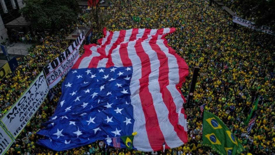 Thousands of Bolsonaro supporters demonstrated in several cities to denounce the trial as a 'disgrace' and thank Trump for his intervention