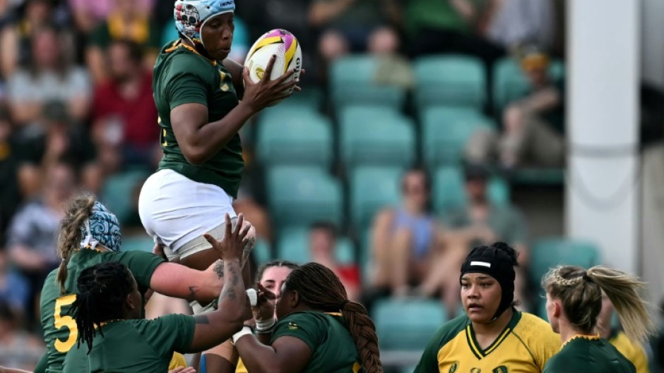 South Africa captain Nolusindiso Booi has been recalled for the team's Women's World Cup quarter-final against New Zealand