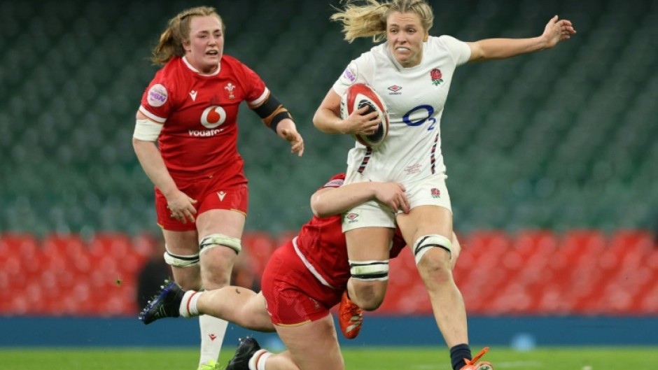 England captain Zoe Aldcroft (R)
