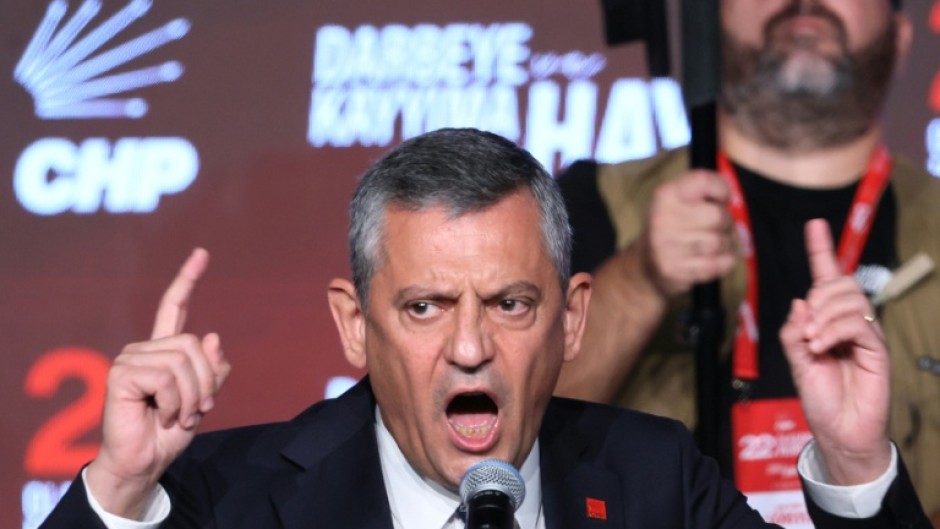 At the CHP congress, delegates reelected their leader Ozgur Ozel