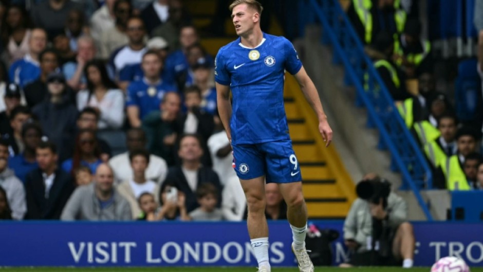 Chelsea forward Liam Delap picked up an injury against Fulham