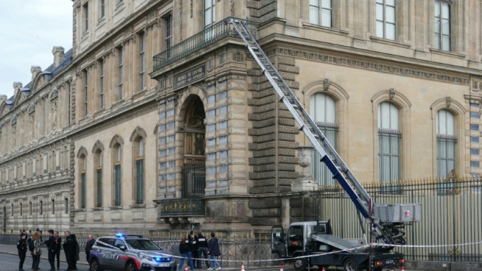 Thieves parked a truck with a moving lift under the museum and made off with jewellery worth some $102 million
