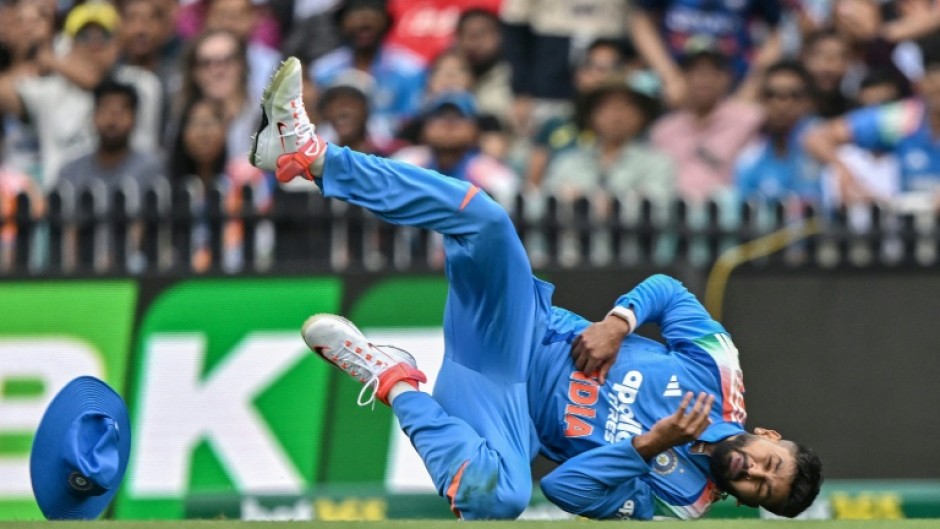 Shreyas Iyer injured himself taking this catch at the Sydney Cricket Ground