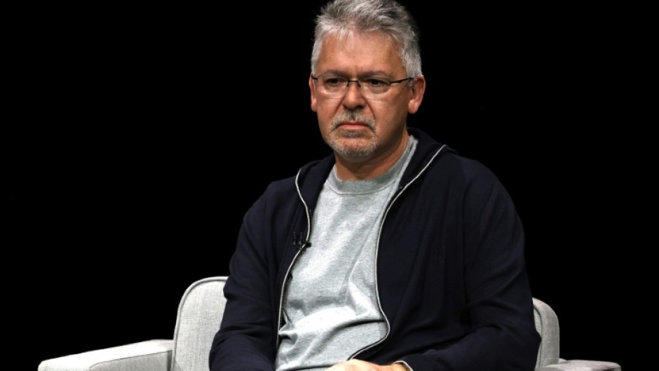 Apple says that Senior Vice President Machine Learning and AI Strategy John Giannandrea will retire early in 2026, acting as an advisor during his remaining time at the company