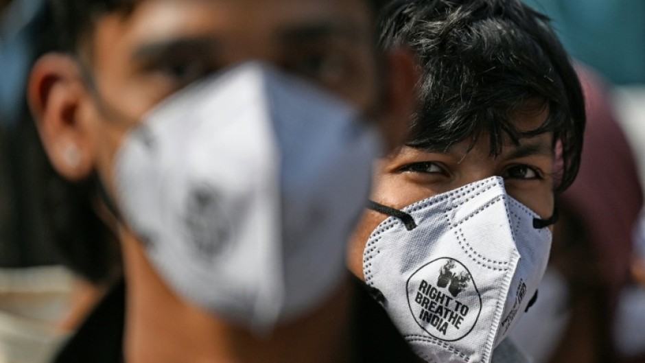 Pollution-choked New Delhi records hundreds of thousands of acute breathing illnesses