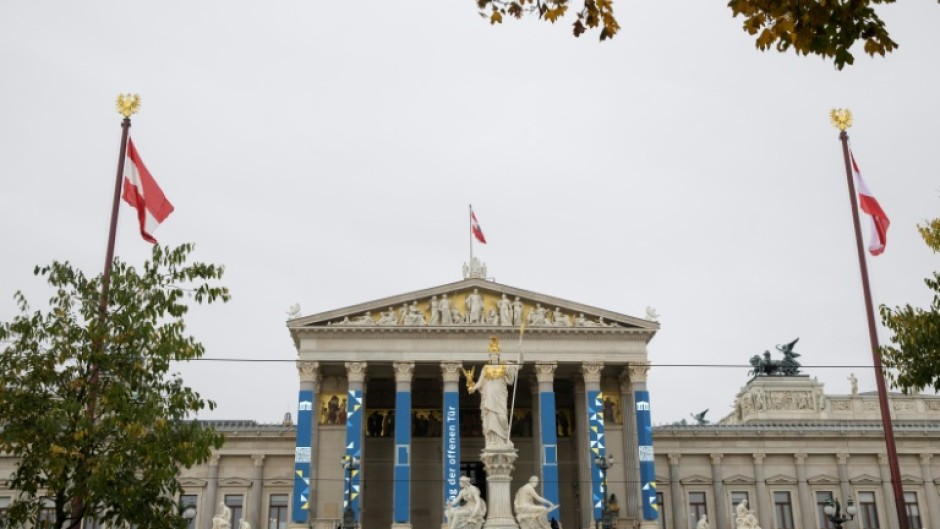 Austrian lawmakers are set to vote on a headscarf ban for girls in schools