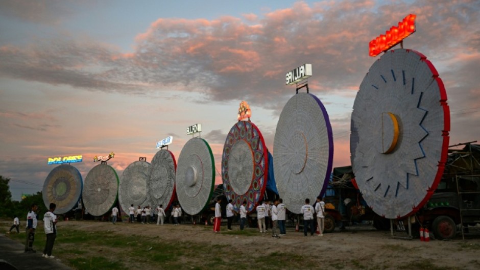 Giant lanterns against a dusk sky in San Fernando, Pampanga