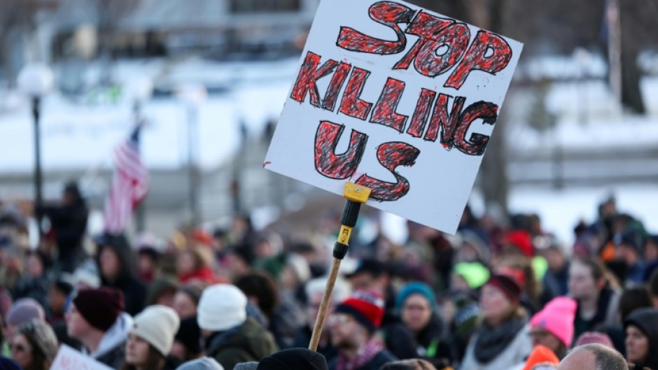 Neighbors are banding together to protect one another from US Immigration and Customs Enforcement raids in the wake of a fatal shooting by a federal agent