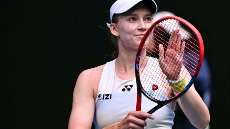 Kazakhstan's Elena Rybakina beat Poland's Iga Swiatek to make the Australian Open semi-finals