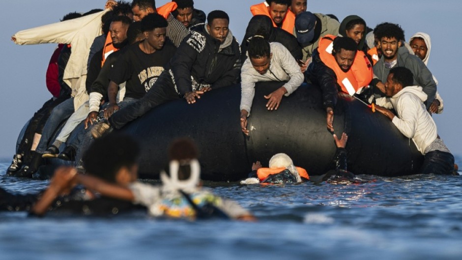 Nearly 50,000 people aboard 795 boats attempted to cross the Channel from France to the United Kingdom in 2025